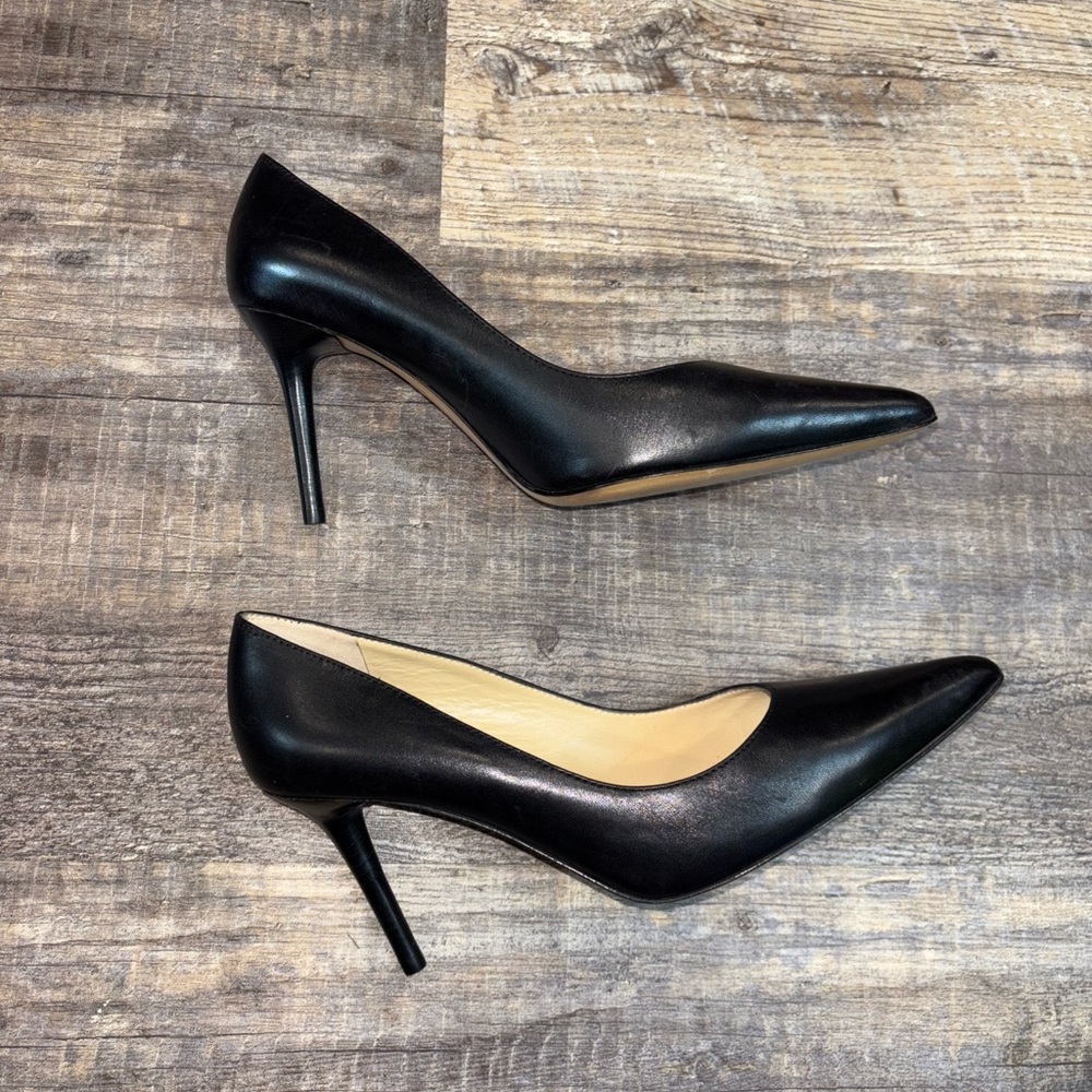 Magli Bruno Magli Black Leather Pumps Size 8
